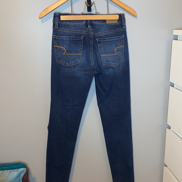 American eagle distressed jeans - Picture 2 of 4